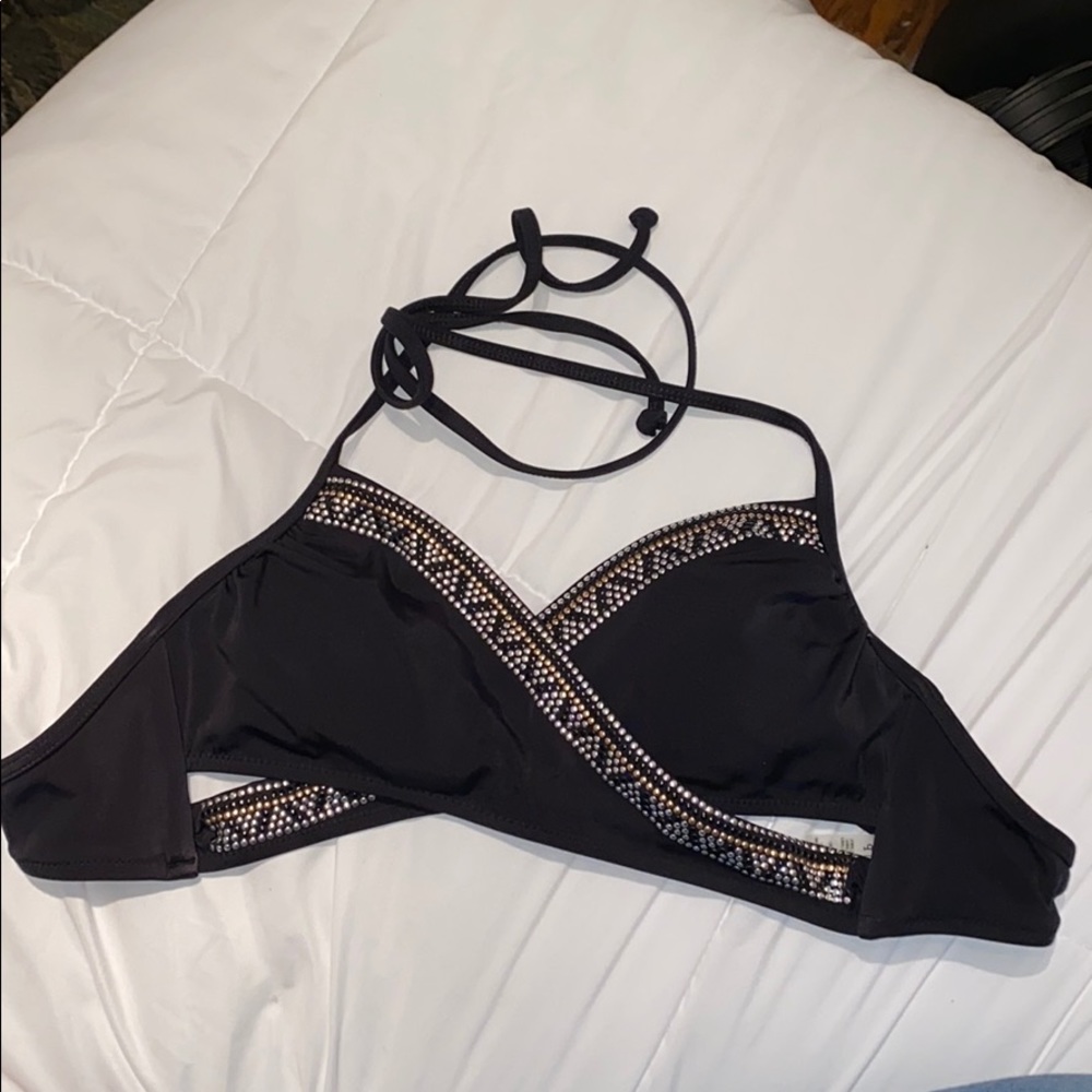 Pink / Victoria’s Secret Bikini top